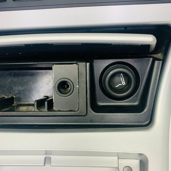 07-10 BMW E83 X3 Center Console Trim Bezel Ashtray Switch OEM 3411706 OEM Silver - Picture 13 of 14